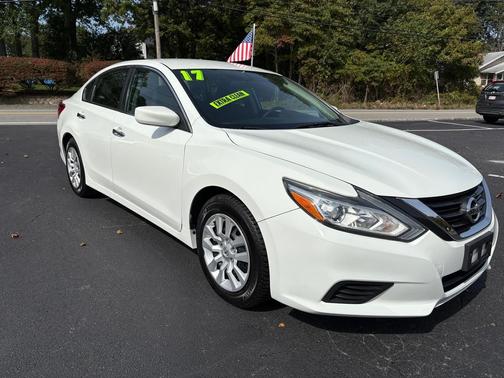 2017 Nissan Altima 2.5 SV