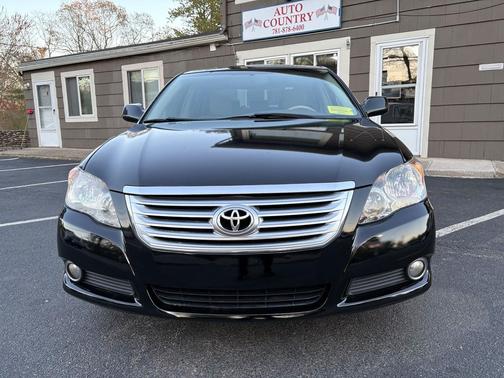 Black 2009 Toyota Avalon Limited