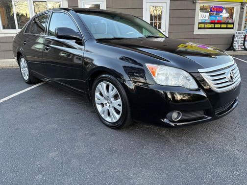 Black 2009 Toyota Avalon Limited