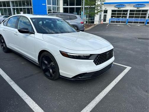2023 Honda Accord Hybrid Base