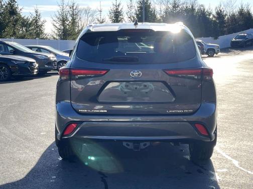 2021 Toyota Highlander Limited