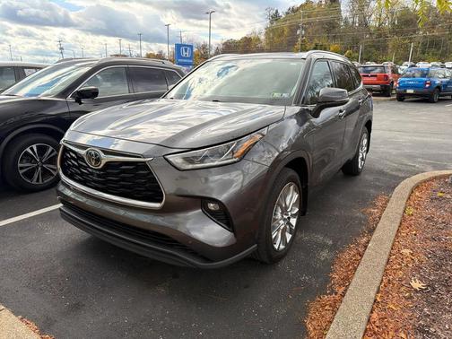 2021 Toyota Highlander Limited