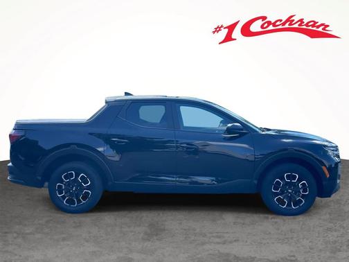 Phantom Black 2023 Hyundai SANTA CRUZ SE