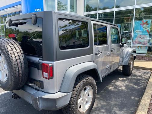 2016 Jeep Wrangler Unlimited Sport
