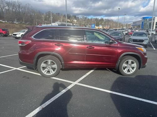 2016 Toyota Highlander Limited