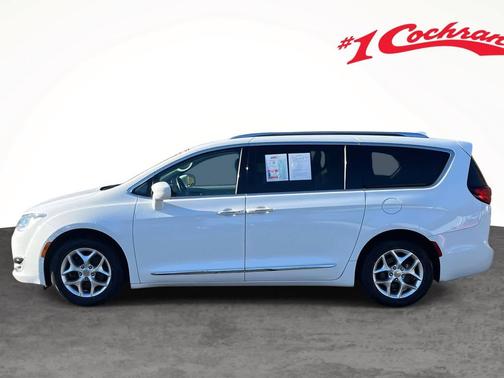 2020 Chrysler Pacifica Touring-L Plus