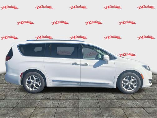 2020 Chrysler Pacifica Touring-L Plus