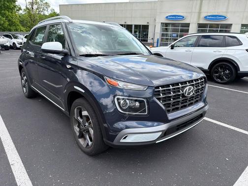 Denim w/White Roof 2023 Hyundai VENUE Limited