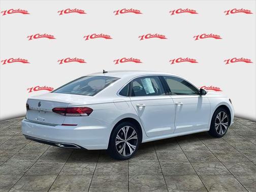 2022 Volkswagen Passat 2.0T SE