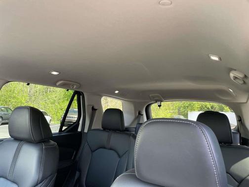 Platinum White Pearl 2023 Honda Pilot AWD EX-L 7 Passenger