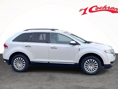 2013 Lincoln MKX Base