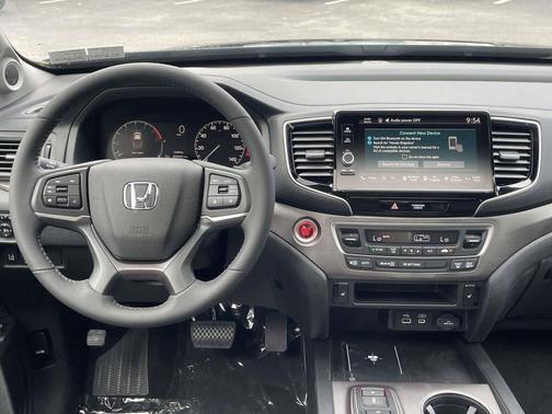 Crystal Black Pearl 2026 Honda Ridgeline RTL