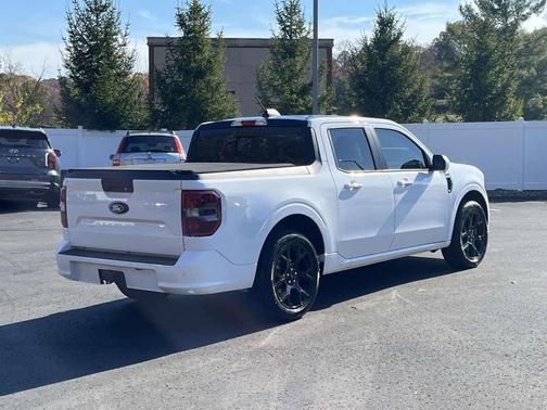 2025 Ford Maverick Lobo