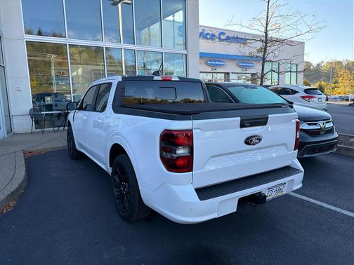 2025 Ford Maverick Lobo