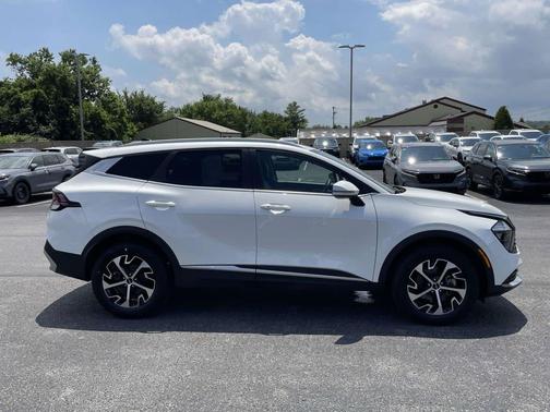 Snow White Pearl 2023 Kia Sportage Hybrid EX