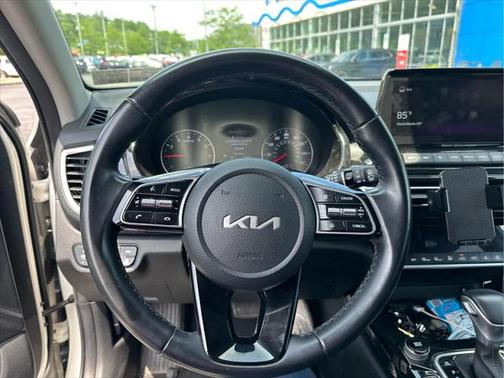 2022 Kia Seltos EX