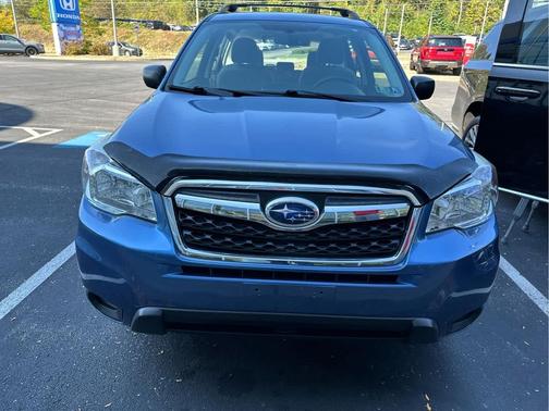 2016 Subaru Forester 2.5i