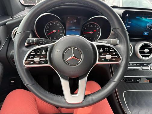2022 Mercedes-Benz GLC 300 4MATIC