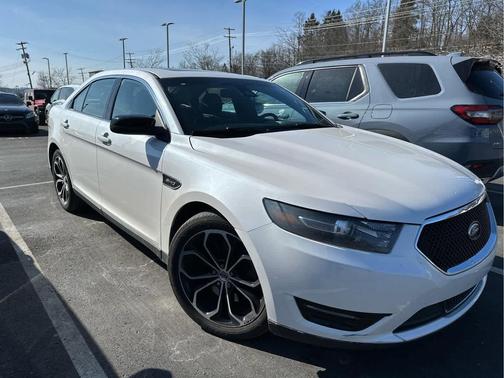 2015 Ford Taurus SHO