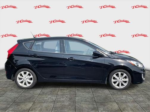 2012 Hyundai Accent SE