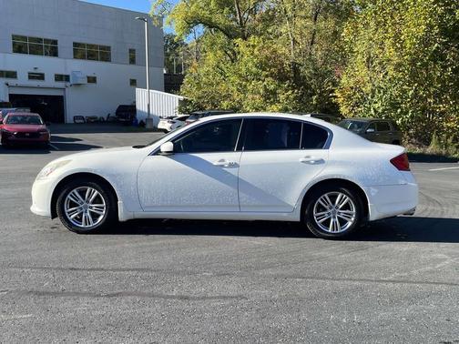 2012 INFINITI G37x Base