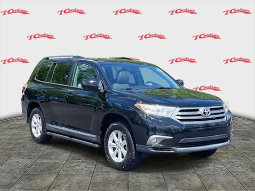 2013 Toyota Highlander SE