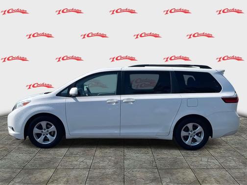 2015 Toyota Sienna LE