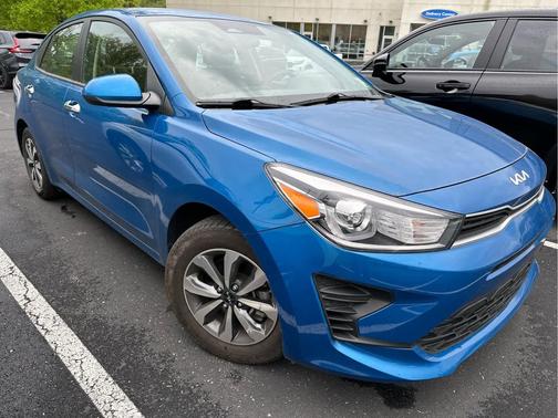 Sporty Blue 2023 Kia Rio S