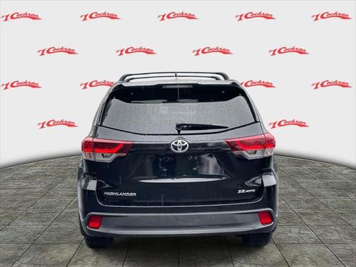 2019 Toyota Highlander SE
