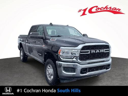 2022 RAM 2500 Tradesman Crew Cab 4x4 6'4' Box