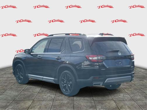 2025 Honda Pilot Touring 8-Passenger