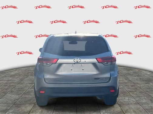 2018 Toyota Highlander SE