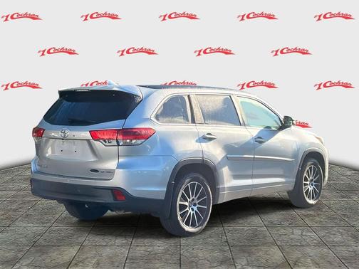2018 Toyota Highlander SE