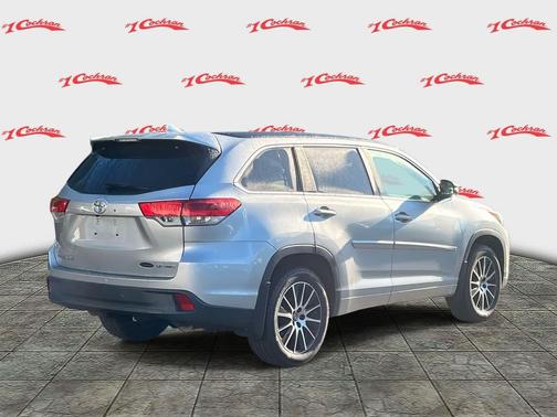 2018 Toyota Highlander SE