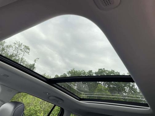 Bright White Clearcoat 2023 Jeep Grand Cherokee Limited