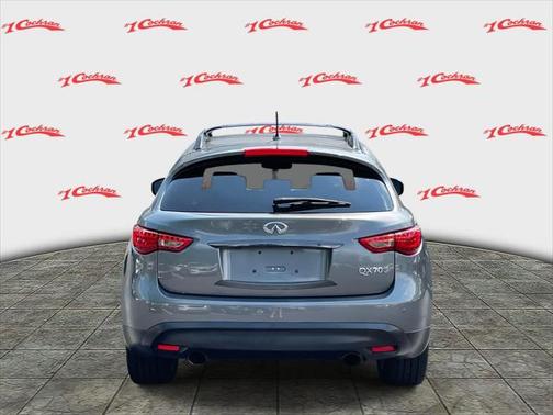 2016 INFINITI QX70 Base