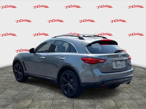 2016 INFINITI QX70 Base
