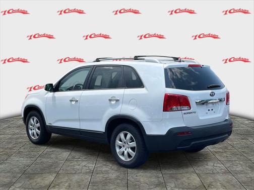 2011 Kia Sorento LX