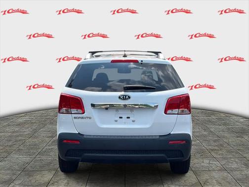 2011 Kia Sorento LX