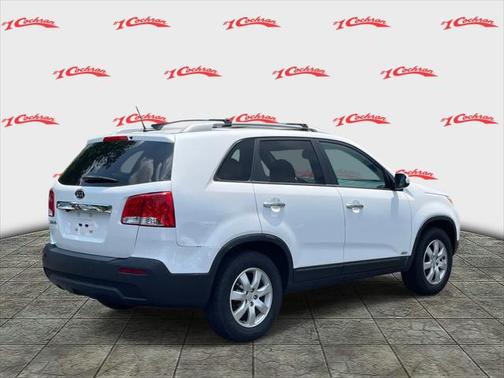 2011 Kia Sorento LX