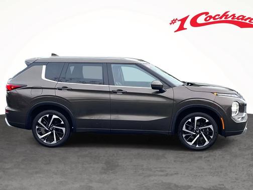 2022 Mitsubishi Outlander SEL Special Edition S-AWC