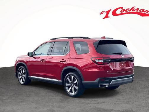 2024 Honda Pilot Touring 8-Passenger