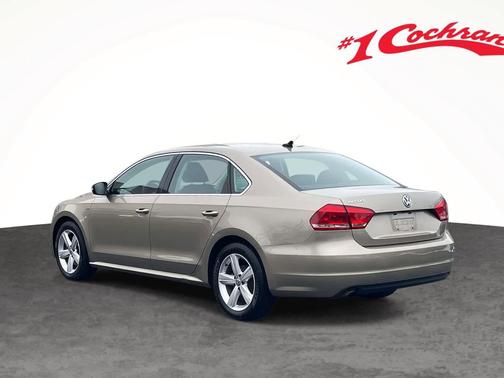 2015 Volkswagen Passat 1.8T Limited Edition