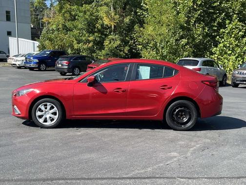 2015 Mazda Mazda3 i Sport
