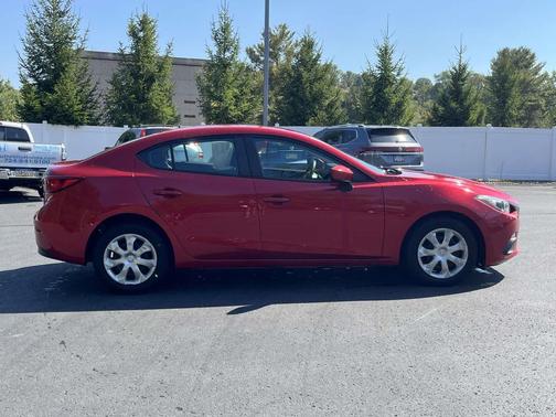 2015 Mazda Mazda3 i Sport