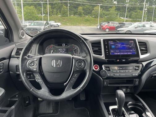 White Diamond Pearl 2019 Honda Ridgeline RTL-E