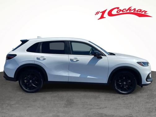 Platinum White Pearl 2023 Honda HR-V AWD Sport