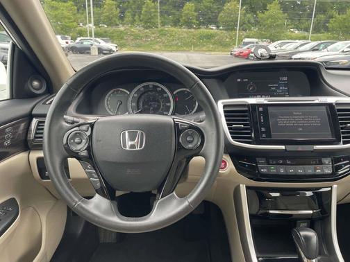 White Orchid Pearl 2016 Honda Accord EX-L