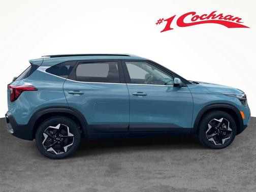 Pluton Blue 2024 Kia Seltos EX