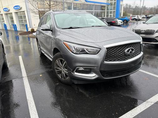2017 INFINITI QX60 Base